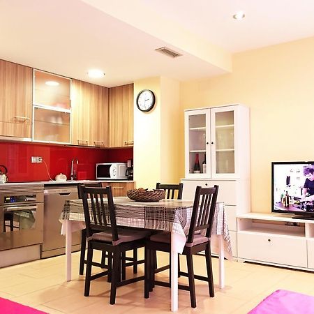 יורט דה מאר Lloret Beach Apartments חדר תמונה