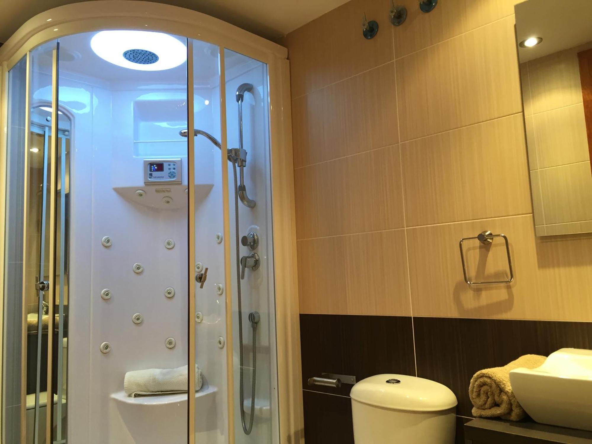 יורט דה מאר Lloret Beach Apartments מראה חיצוני תמונה
